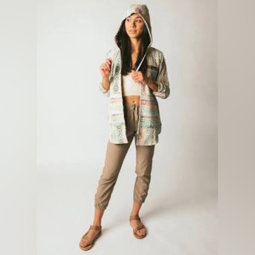 NWT Women's KAVU Saratoga Hooded Softshell S